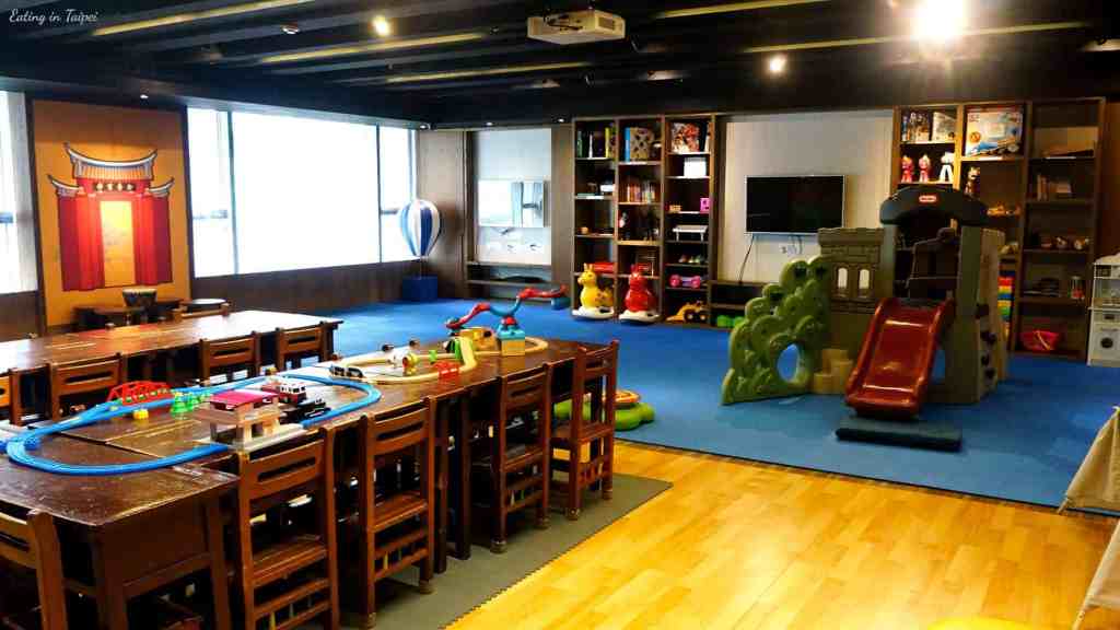 Silks Place Tainan kids club